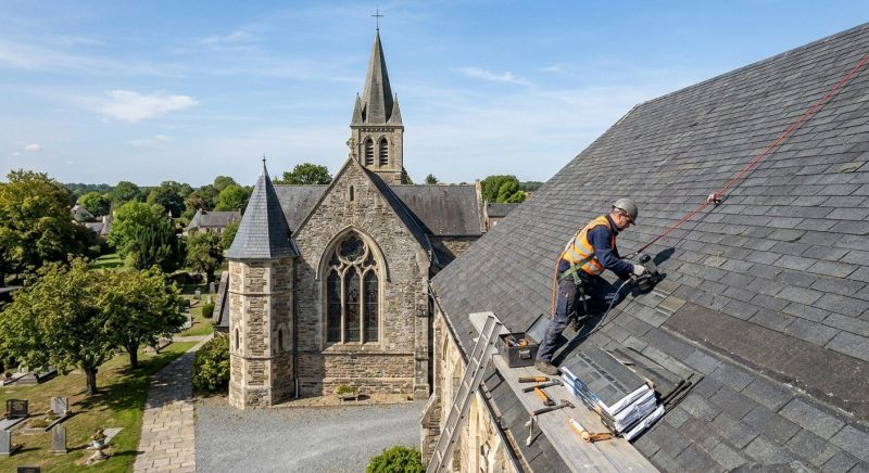 Commercial Roof Installation Service